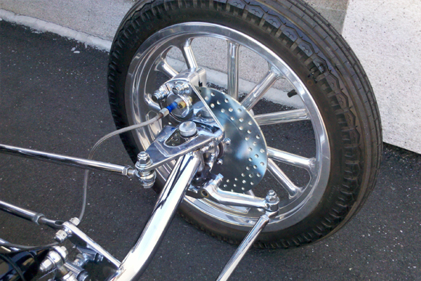 Radir spindle-mount wheel and disc brake, close-up detail